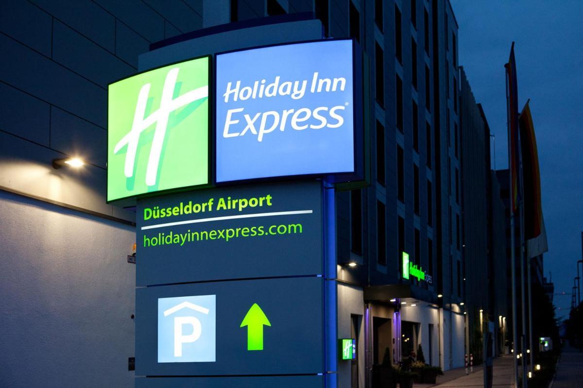 Holiday Inn Express - Dusseldorf Airport Экстерьер фото